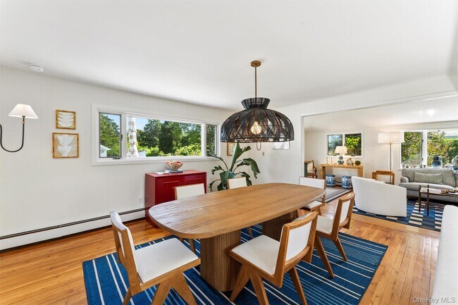 Building Photo - 18 Quogo Neck Ln