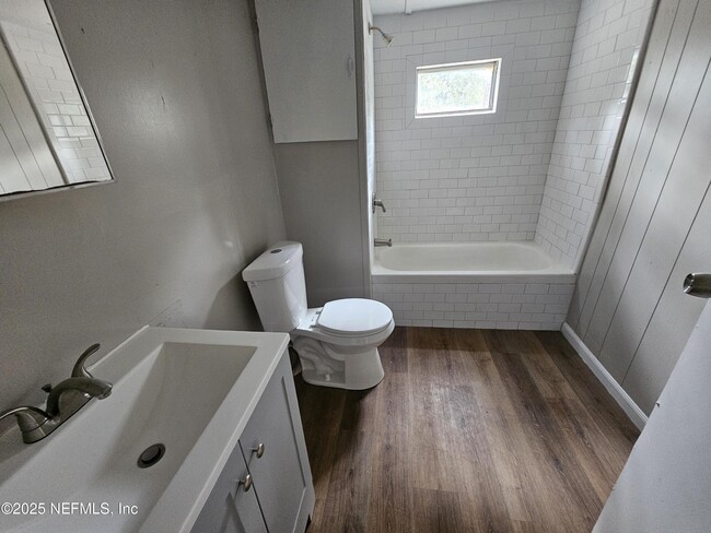 Building Photo - 7577 Sonia Dr