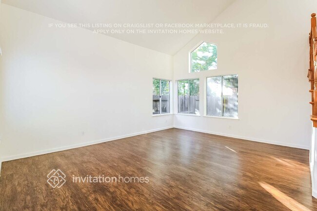 Building Photo - 6102 Cameo Dr