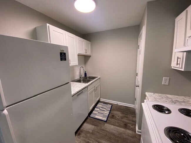 Building Photo - 3 Bedroom apartment in Maryville, TN!