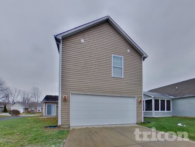 Building Photo - 722 Chestnut Ln