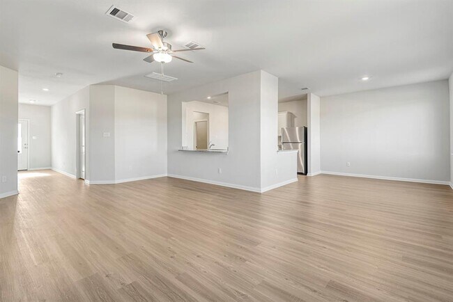 Building Photo - 8212 Sunberry Shadow Dr
