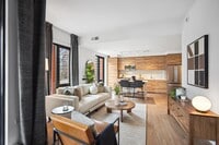 Building Photo - Reva