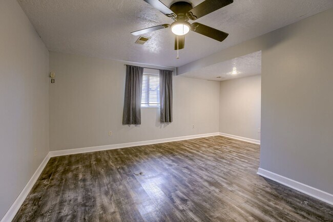 Building Photo - Spacious 5 Bed Fountain Hills Gem!!