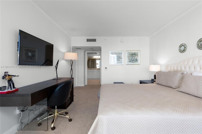 Building Photo - 21055 Yacht Club Dr