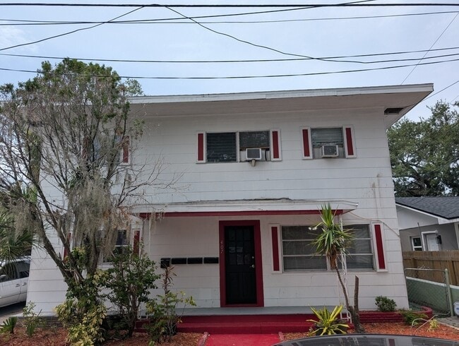 Building Photo - 407 Engman St