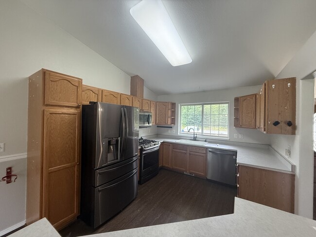 Building Photo - 4470 E Birchwood Dr
