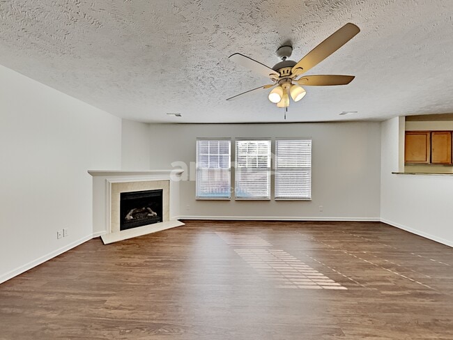 Building Photo - 4804 Irving Ln