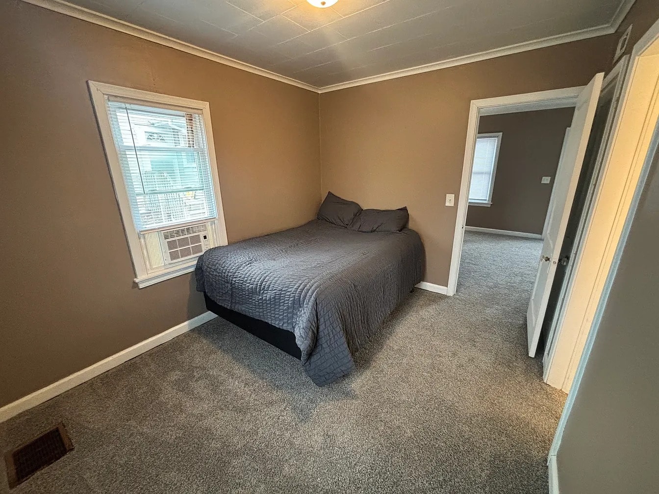 Building Photo - 1626 Florence Ln