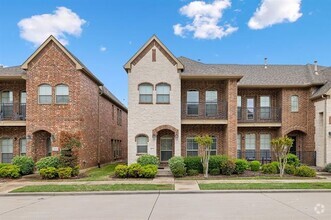 Building Photo - 4273 Comanche Dr