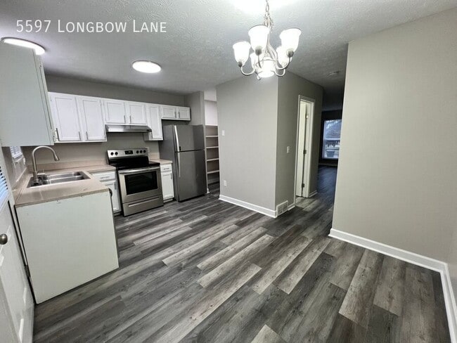 Building Photo - 5597 Longbow Ln