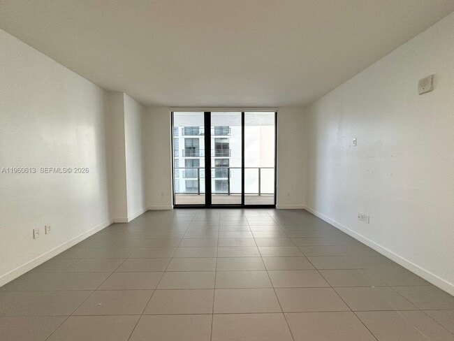 Building Photo - 1600 NE 1st Ave