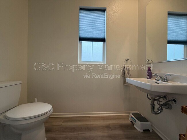 Building Photo - 324 Citrine Trl