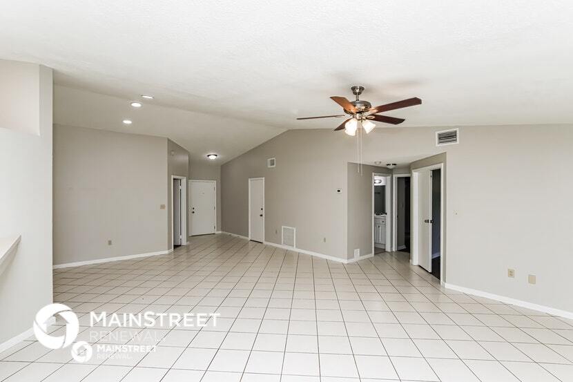 Building Photo - 645 Norse St NW