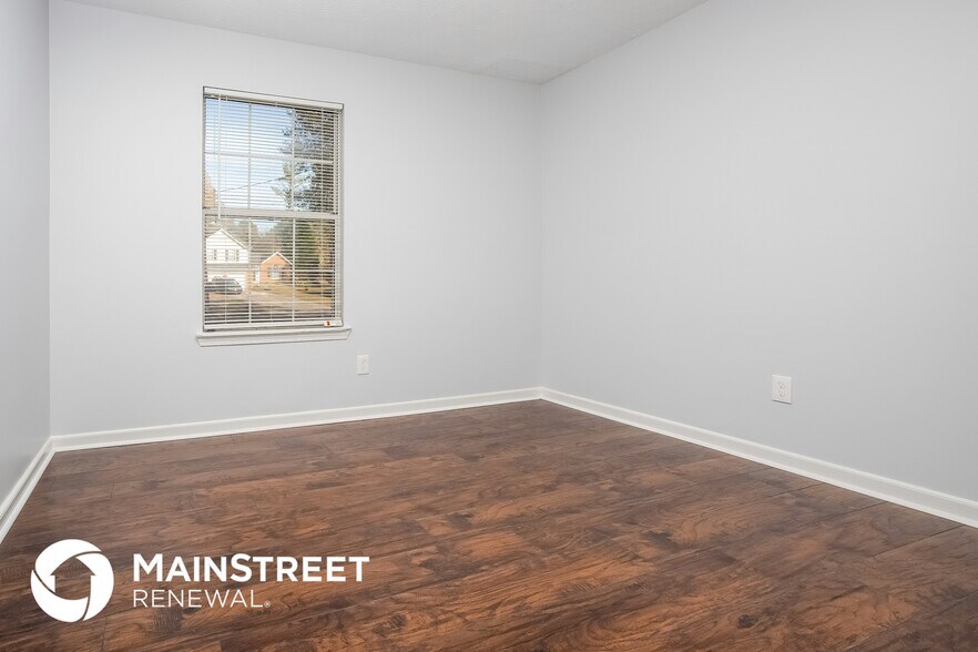 Building Photo - 110 Crystal Green Ct