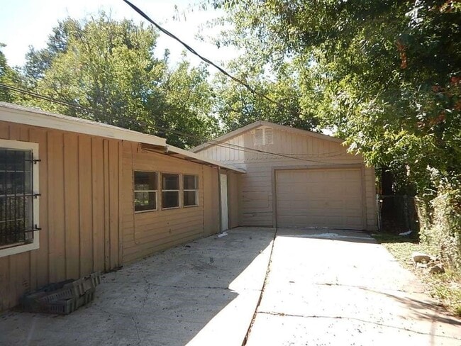Building Photo - 3614 Cosby St