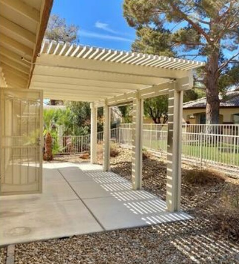 Building Photo - 5441 Cove Point Dr