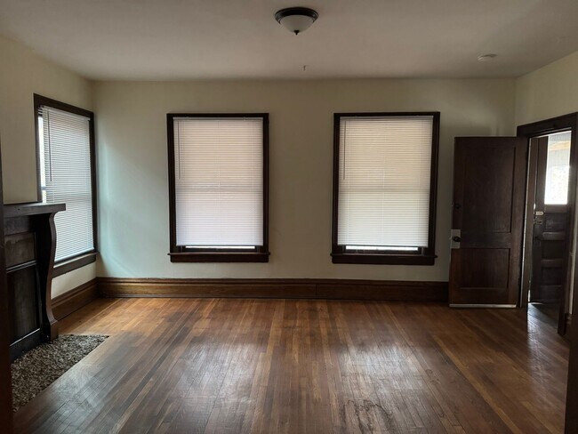 Building Photo - 1766-1768 Oak St