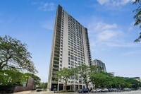 Building Photo - 1455 N Sandburg Terrace