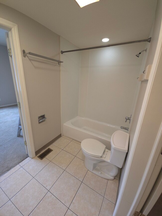 Building Photo - OSU Campus Housing 283