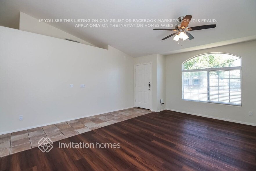 Building Photo - 11337 E Roscoe Ave