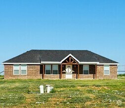 Building Photo - Brand NEW 3 Bedroom on 1 Acre in Idalou ISD!