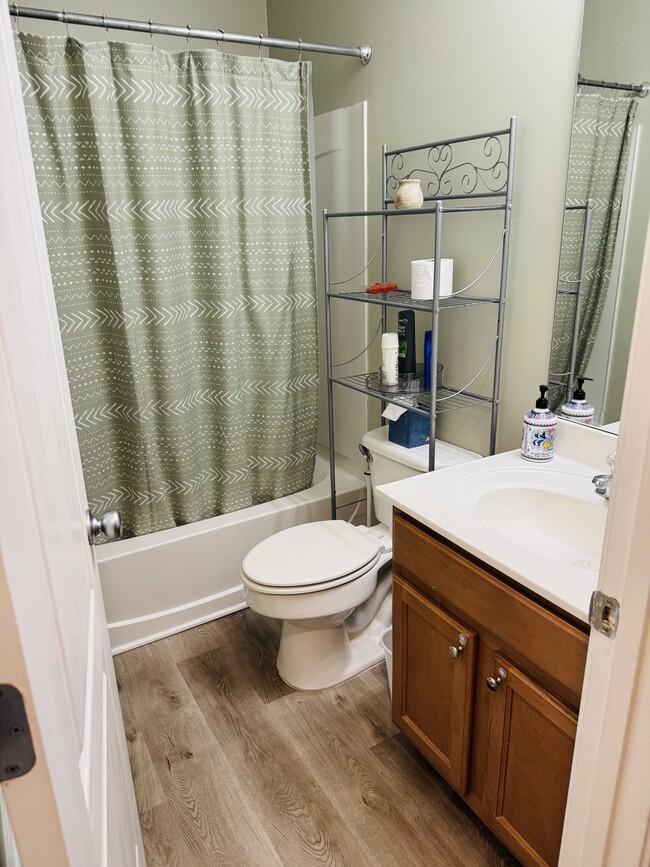 Building Photo - 2671 Cedar Dr