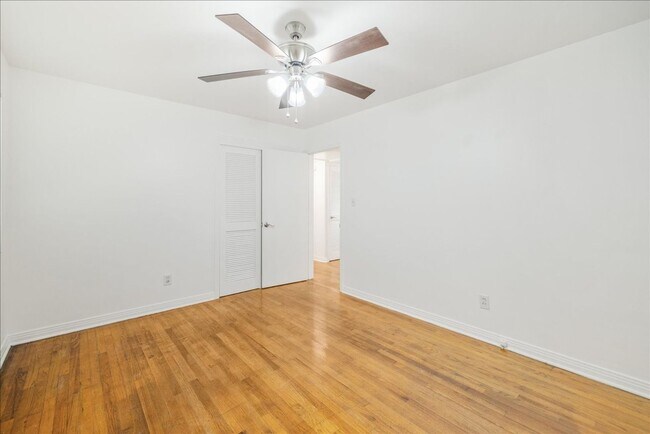 Building Photo - 202 Juniper Dr