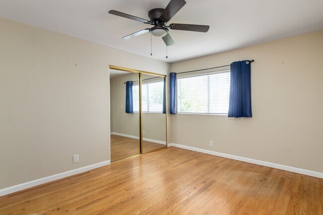 Building Photo - 12314 Willow Way