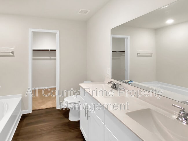 Building Photo - 11718 Gln Mountain Dr