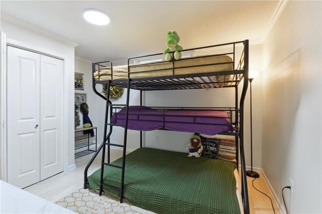 Building Photo - 3915 St Charles Ave