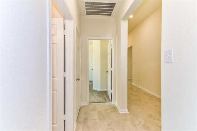 Building Photo - 28319 Aperture Ct