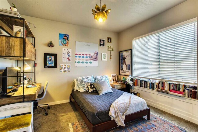Building Photo - Beautiful 3 bed, 2 bath home in SpurWing G...