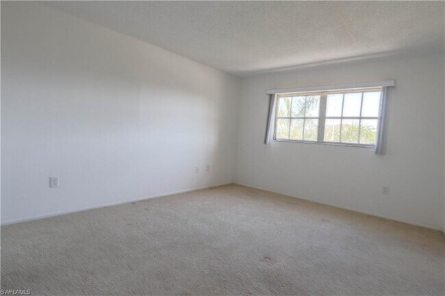 Building Photo - 3704 Broadway-