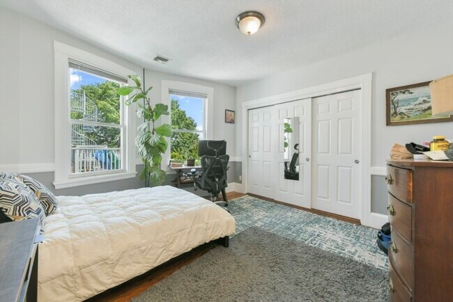 Building Photo - 34-36 Boston St