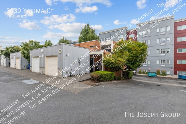 Building Photo - 2430 Yakima Ct