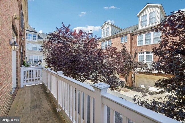 Building Photo - 7979 Vigne Ct