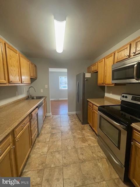 Building Photo - 1704 Barnaby St