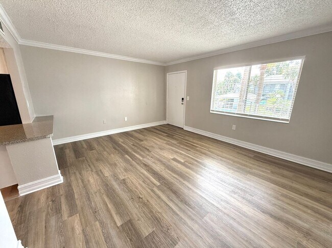 Building Photo - Waterside @ Crane's Roost 122-220 Waterfront Way - Waterside @ Crane's Roost 122-220 Waterfront Way