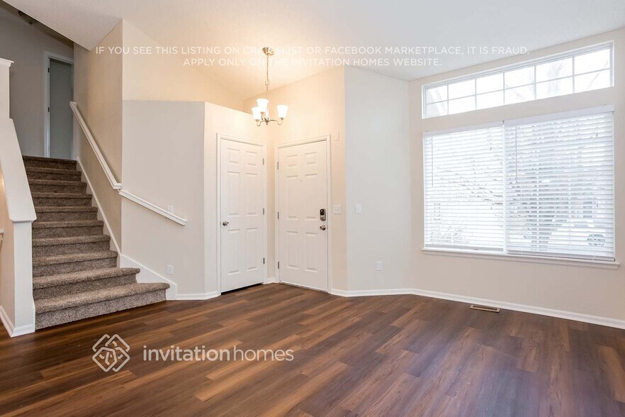 Building Photo - 17319 Lindon Dr