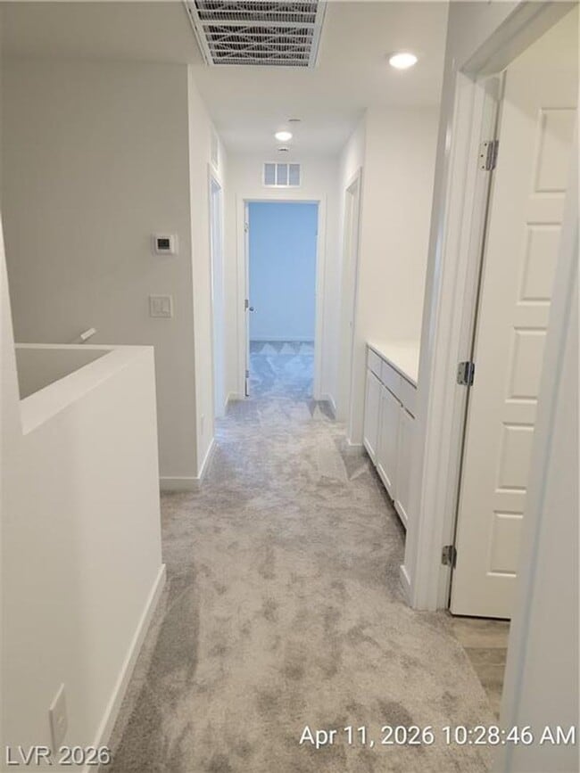 Building Photo - Spacious Henderson Townhome with Balconies and Resort Amenities