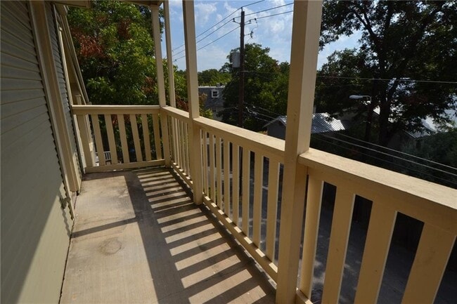 Building Photo - 4401 Speedway