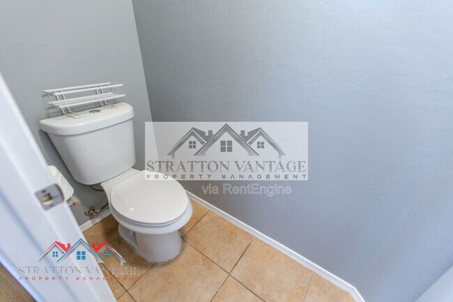 Building Photo - 10234 E Carol Ave