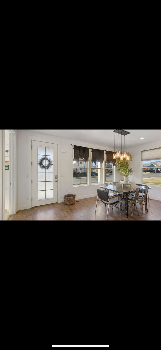 Building Photo - 11449 S Abbey Mill Dr