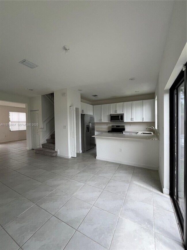 Building Photo - 10008 SW 228th Terrace