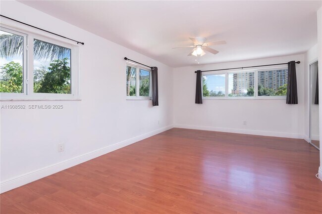 Building Photo - 141 NW 43rd Pl