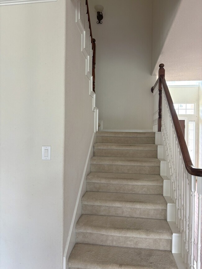 Building Photo - 19538 Piney Lake Dr