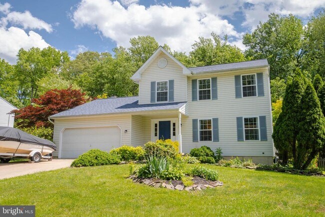 Building Photo - 11 Poplar Grove Ave