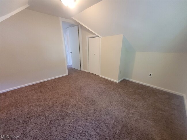 Building Photo - 6987 Greenleaf Ave