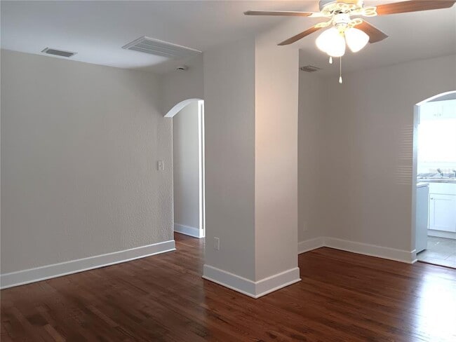 Building Photo - 5244 6th Ave N